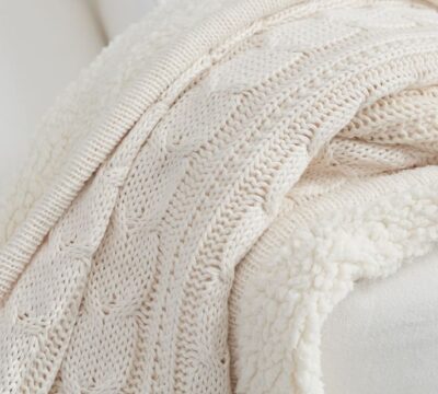A white blanket